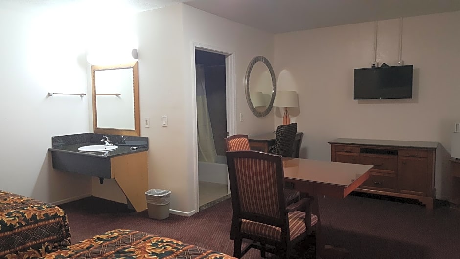 Photo 1 of 18 of Deluxe 2 Queen Beds