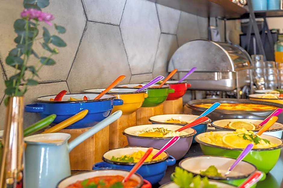 Paamonim Hotel Jerusalem