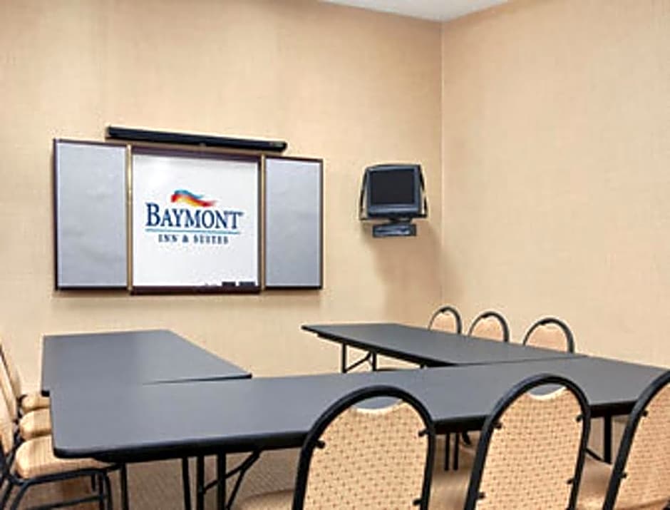 Baymont by Wyndham Elkhart