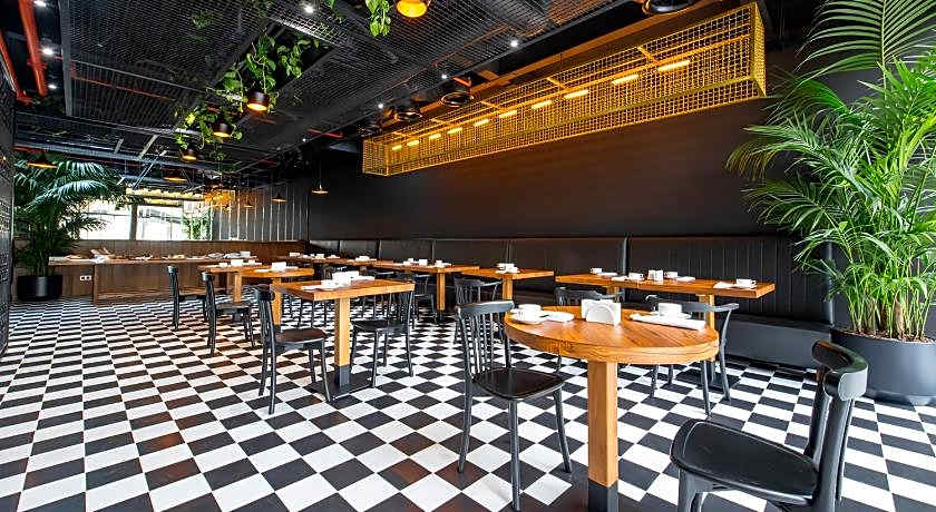 Hotel Twenties Tbilisi - Stay & Dine