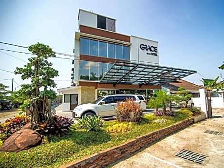 Grace Setia Hotel