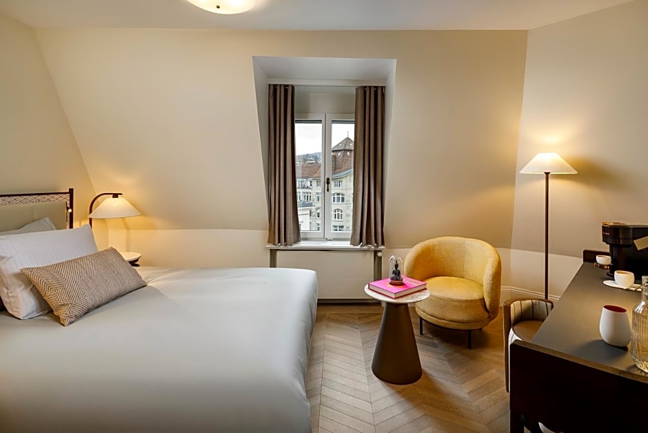 Small Luxury Hotel Ambassador a l'Opera