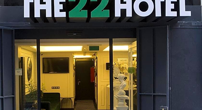 The22 Hotel