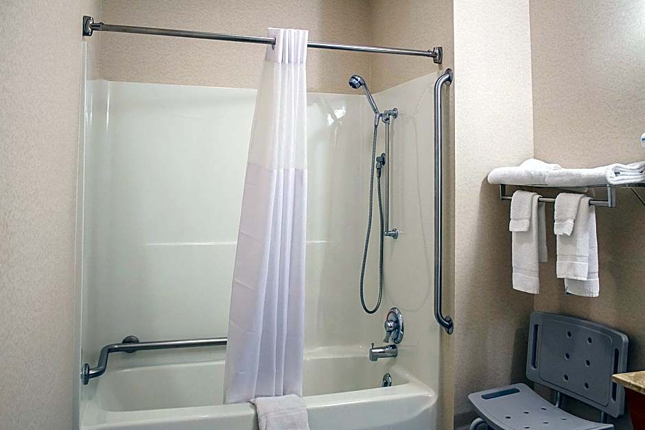 Econo Lodge Traverse City