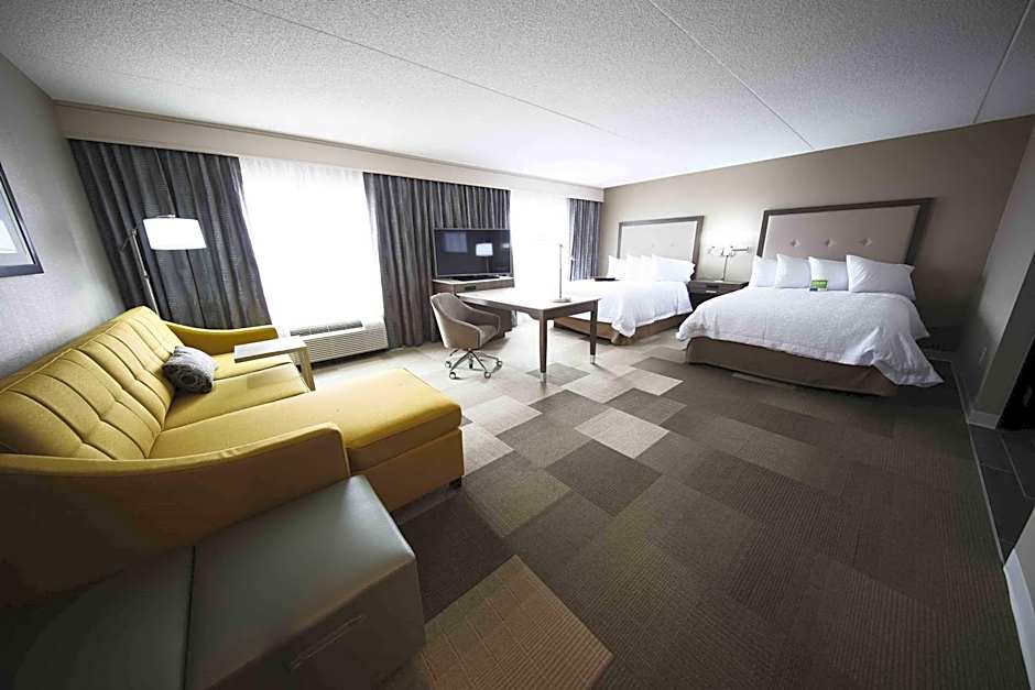 Hampton Inn & Suites by Hilton Bolton