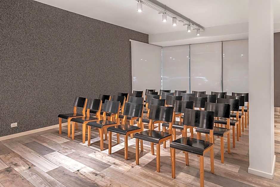 Dazzler by Wyndham Polo