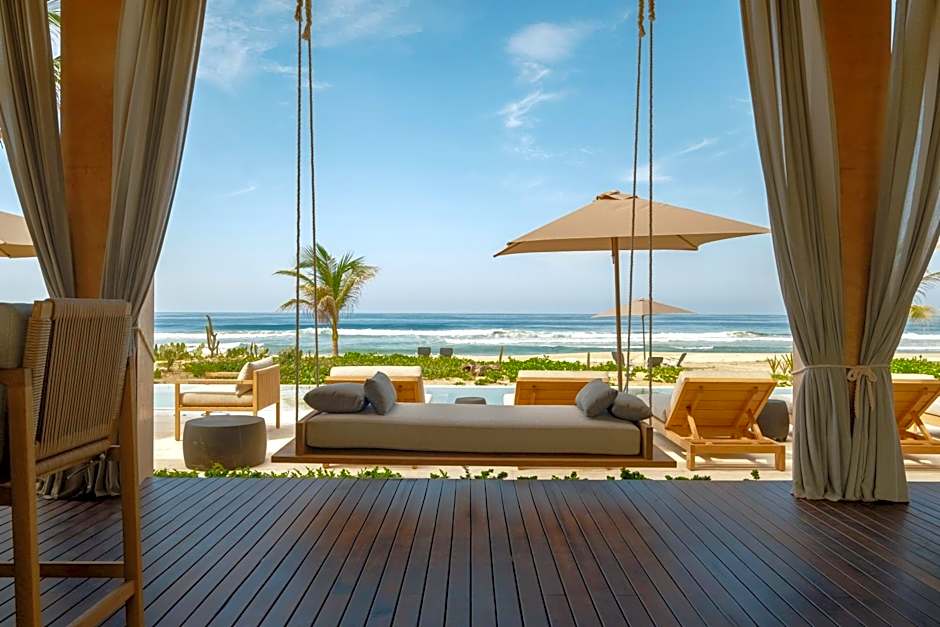 ONTO House Puerto Escondido