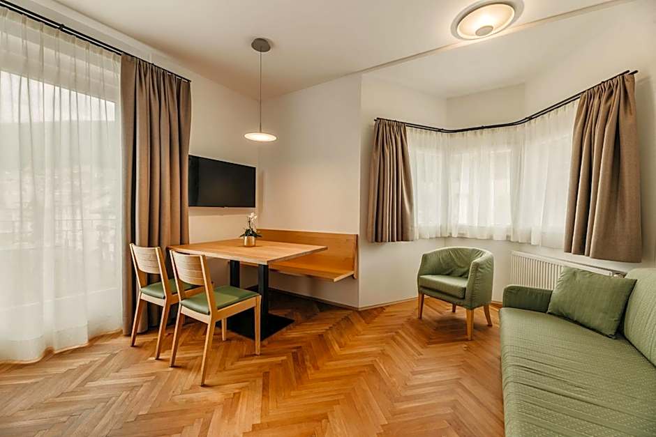 Hotel Garni Planaces