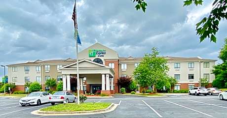 Holiday Inn Express & Suites Reidsville By IHG