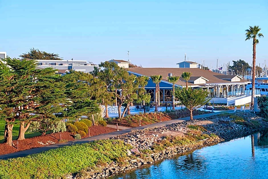 DoubleTree by Hilton Hotel Berkeley Marina