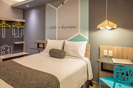 Superior Queen Room