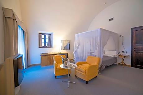 Junior Suite with Balcony
