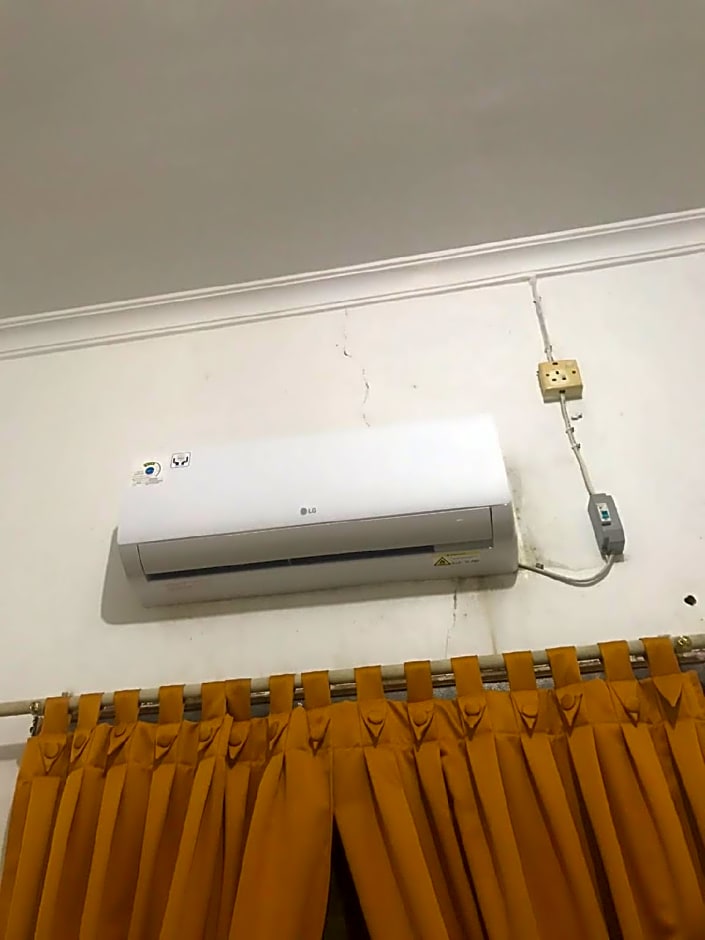 OYO 92502 Penginapan Rokan Permai Syariah