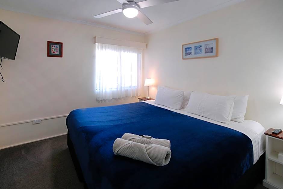 Marcel Towers Holiday Apartments