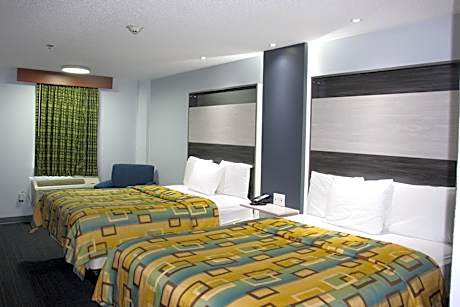 Douglas Inn & Suites Cleveland