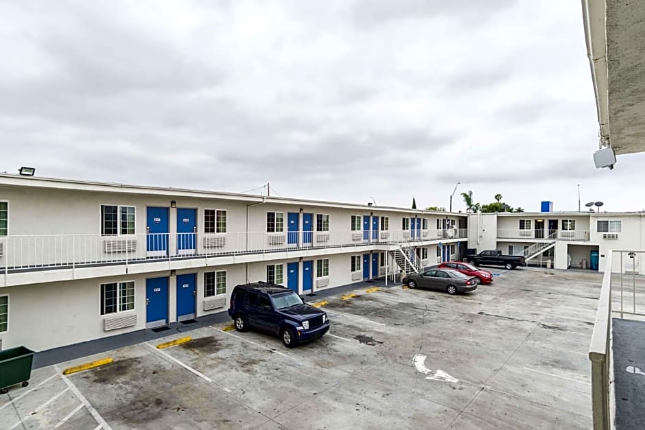 Motel 6-Long Beach, CA - International City