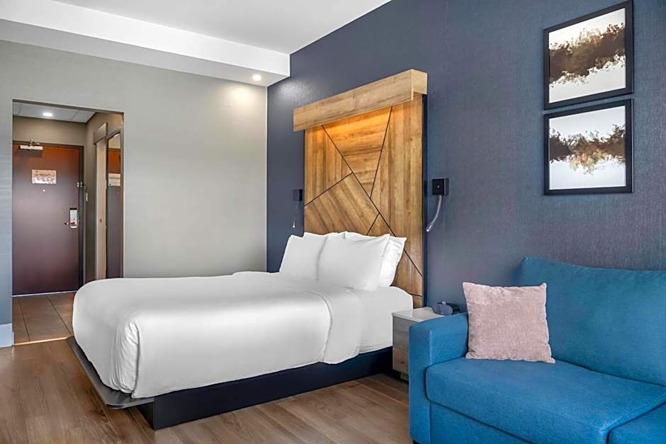 Quality Hotel & Conference Centre