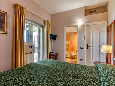 Comfort Double or Twin Room