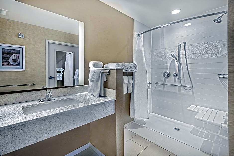 Fairfield Inn & Suites by Marriott Van
