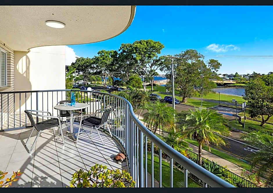 Excellsior Apartments