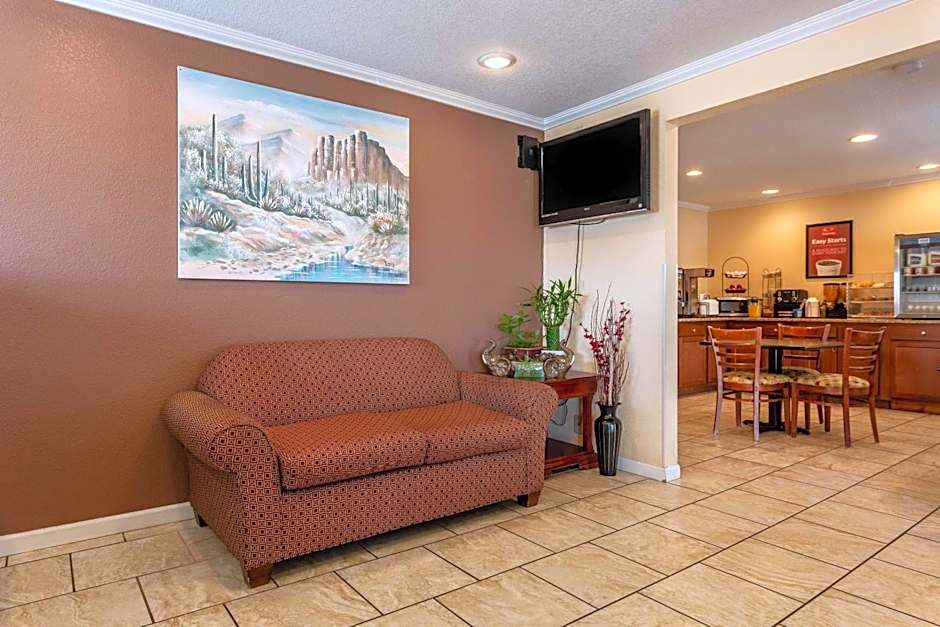 Econo Lodge Inn & Suites Santa Rosa