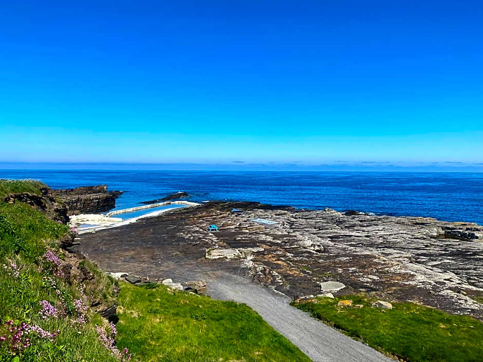 Hot Tub Haven Farr North 2