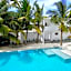 Casa Beach Hotel "Casa Del Mar"