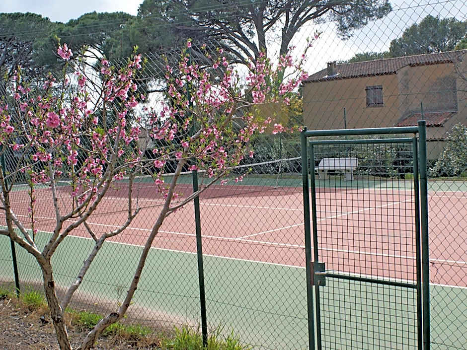 Lagrange Vacances Le Domaine des Grands Pins