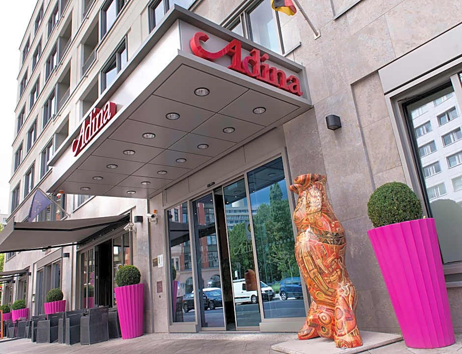 Adina Apartment Hotel Berlin Hackescher Markt