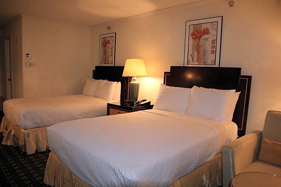 Bedford Plaza Hotel
