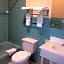 Rapids Inn And Suites