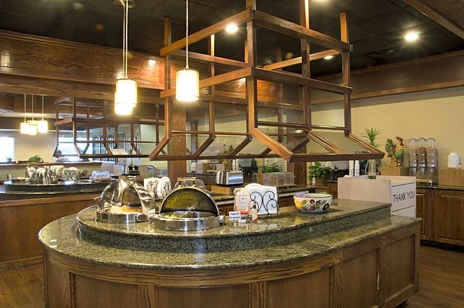 Lamplighter Inn and Suites - North