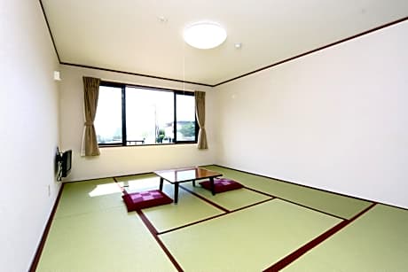 Japanese-Style Quadruple Room