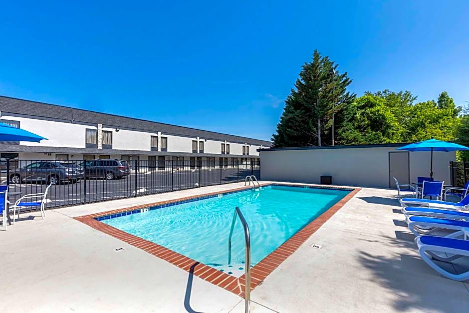 Quality Inn Cleveland North