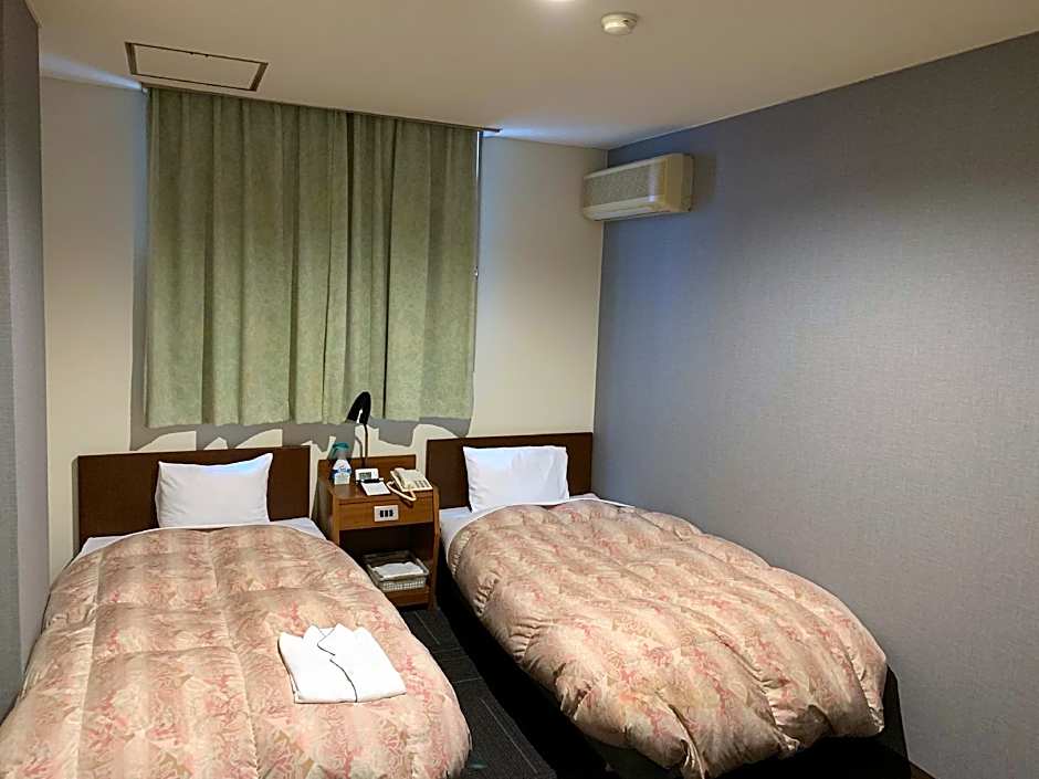 Isesaki Harvest Hotel