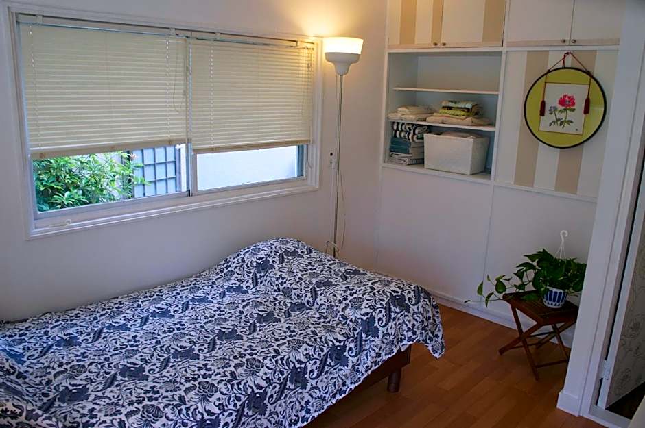 EMS Enoshima クラシックゲストハウス 寝室は個室 犬OK