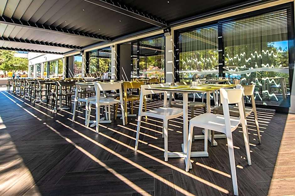 Park Plaza Arena Pula