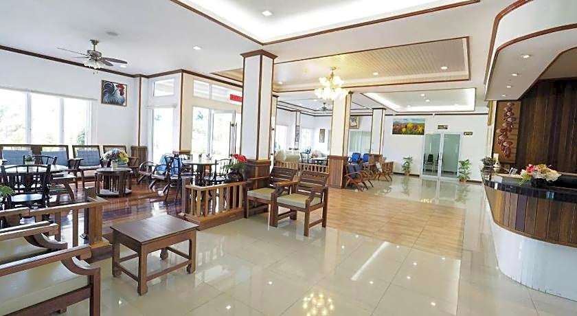 Sea Mountain Khanom Hotel