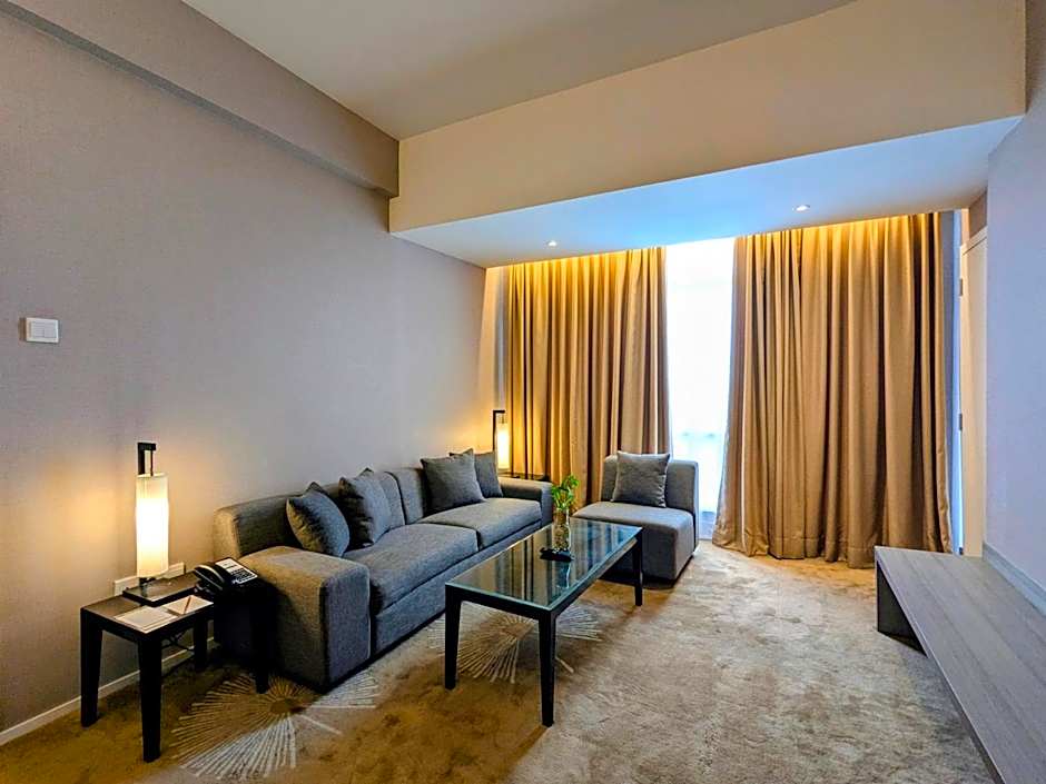 Grand Zuri Jababeka Hotel