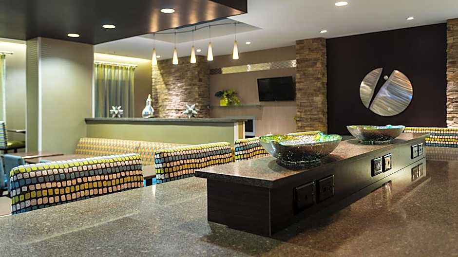 Holiday Inn Express & Suites Midland South I-20 By IHG