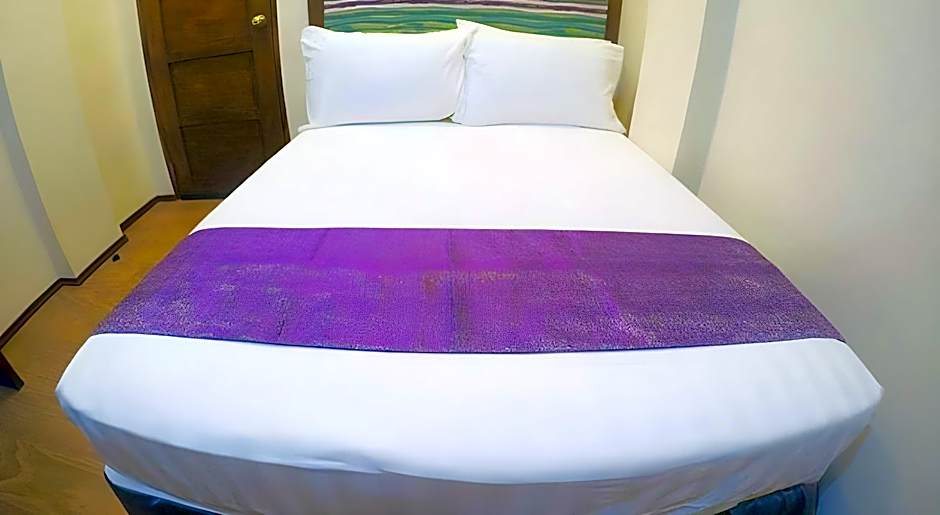 Golden Gate Suites