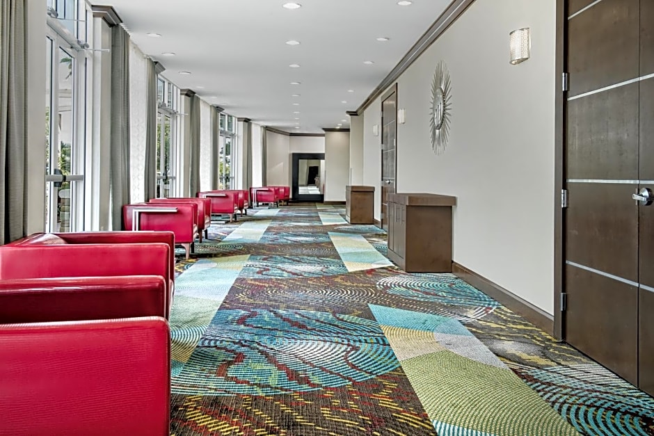 Holiday Inn & Suites College Station-Aggieland by IHG