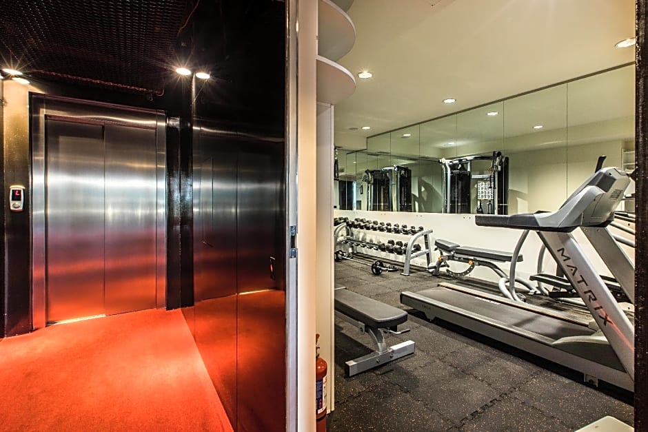 The Grove Design Hotel