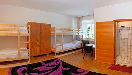 6-Bed Mixed Dormitory Room