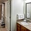 Residence Inn by Marriott Kansas City Country Club Plaza