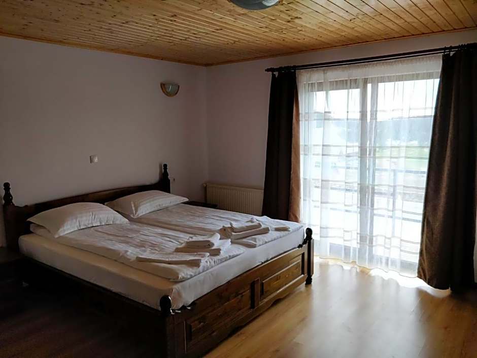 Pensiunea Simiriam Apuseni, Padis