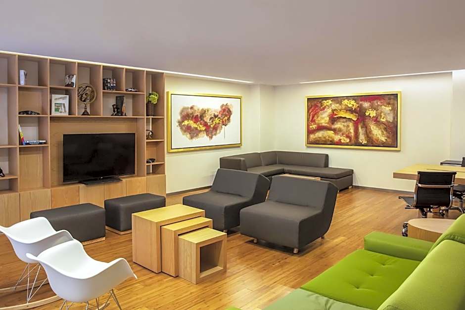 Fiesta Inn Celaya Galerias