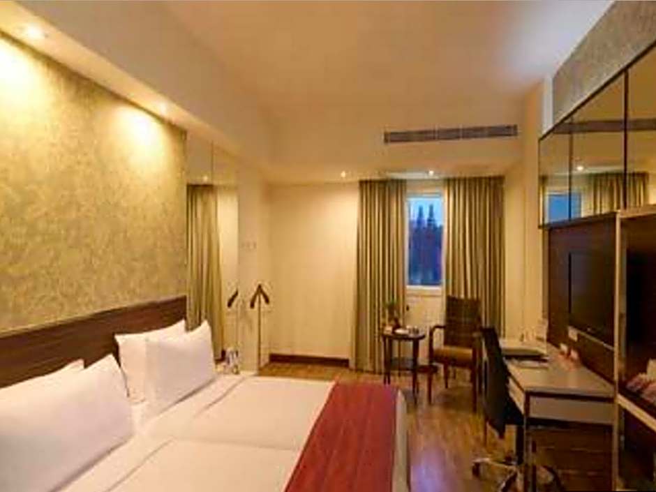 Regenta Place Bangalore, Cunningham Road