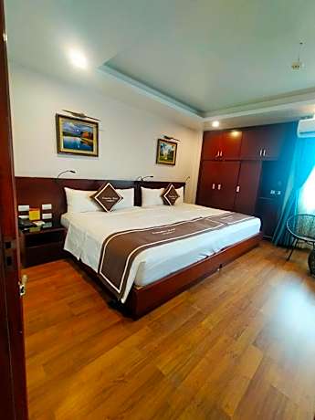 Superior Double or Twin Room with City View