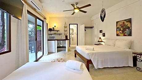 Studio Twin Room